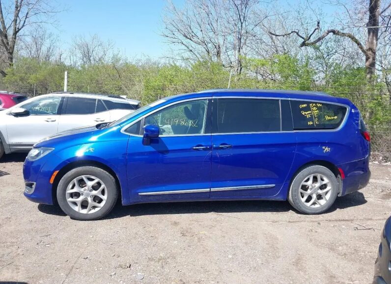 2019 Chrysler Pacifica 3.6L Touring L