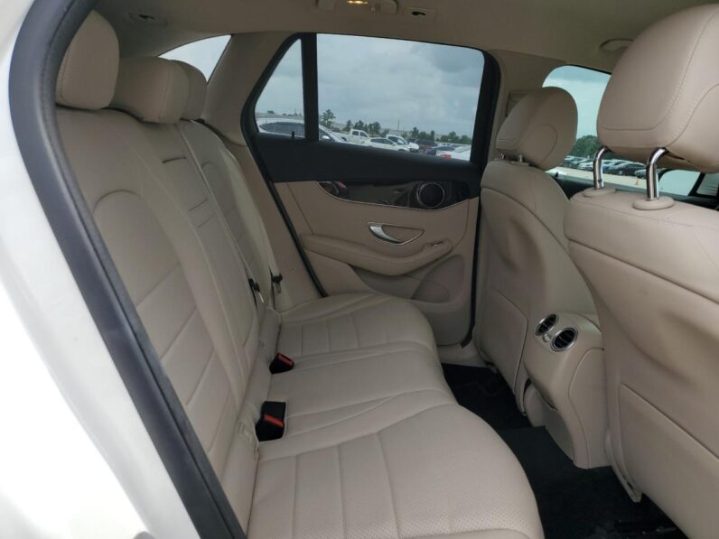 2022 Mercedes-Benz Glc 300 2.0L