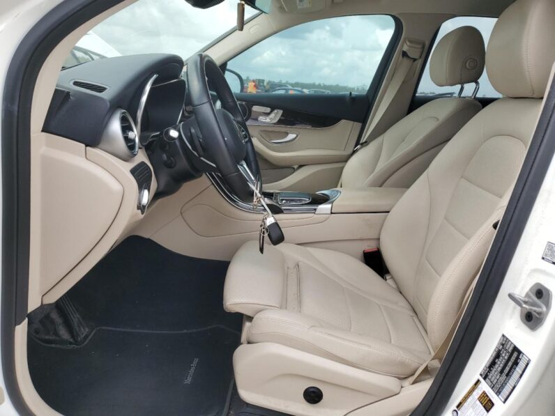 2022 Mercedes-Benz Glc 300 2.0L